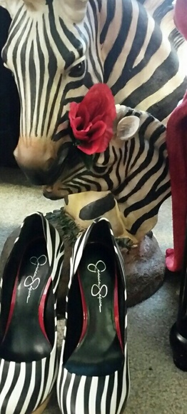 Platform Shoes - Picture 5 of 8